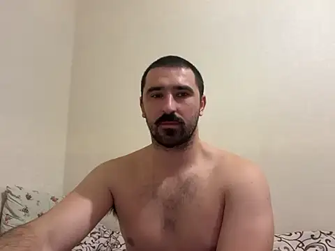 Snapshot of Hard_to_Obey chatting on November 6, 8:02 pm Hard to Obey online show from November 6, 8:02 pm