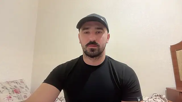 Snapshot of Hard_to_Obey chatting on October 16, 6:16 pm Hard to Obey online show from October 16, 6:16 pm