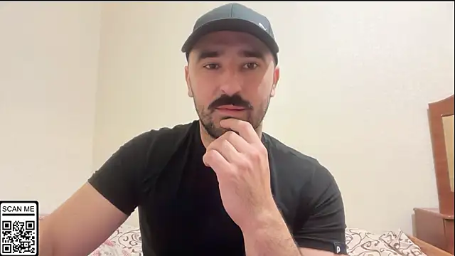 Snapshot of Hard_to_Obey chatting on October 14, 5:57 pm Hard to Obey online show from October 14, 5:57 pm