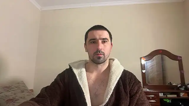 Snapshot of Hard_to_Obey chatting on February 18, 5:42 pm Hard to Obey online show from February 18, 5:42 pm