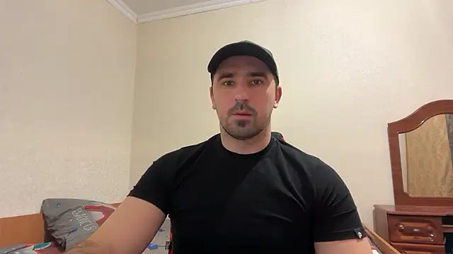 Snapshot of Hard_to_Obey chatting on January 14, 5:16 pm Hard to Obey online show from January 14, 5:16 pm