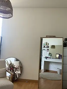 chloedlm5 online show from February 25, 10:15 am