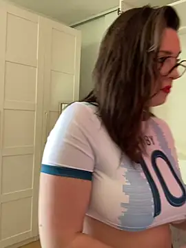 chloedlm5 online show from March 14, 12:00 pm