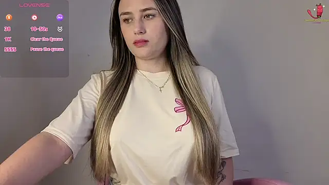 Veronika  Winslow  online show from November 20, 5:19 am