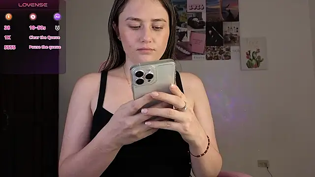 Veronika  Winslow  online show from January 11, 3:35 am