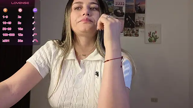 Veronika  Winslow  online show from March 26, 6:33 am