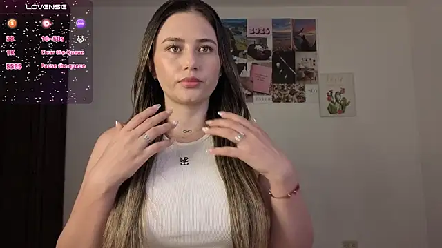 Veronika  Winslow  online show from March 31, 7:21 am