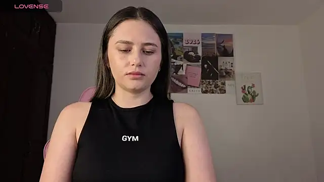 Veronika  Winslow  online show from March 29, 11:23 am