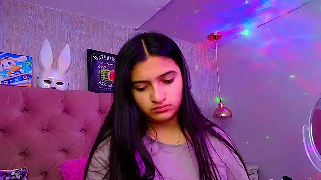 laurenelove online show from November 22, 3:05 am