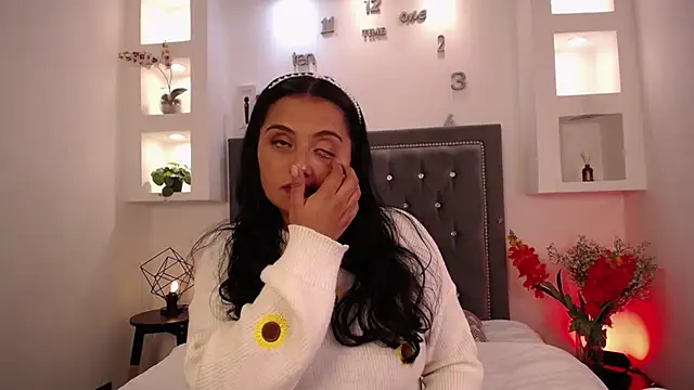 MelissaRhodes online show from December 5, 9:01 pm