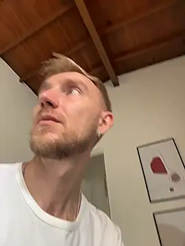 RollingGirlsXXX online show from December 5, 8:17 pm