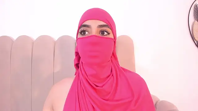 nayiraa  online show from February 28, 7:35 pm