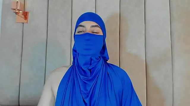 nayiraa  online show from March 4, 9:22 pm