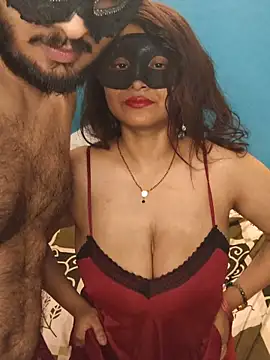 Snapshot of sexy42couple chatting on June 29, 11:48 pm sexy42couple online show from June 29, 11:48 pm