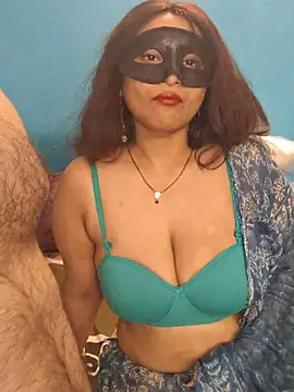Snapshot of sexy42couple chatting on May 23, 6:51 pm sexy42couple online show from May 23, 6:51 pm