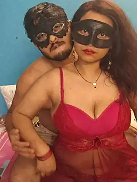 Snapshot of sexy42couple chatting on May 25, 7:12 pm sexy42couple online show from May 25, 7:12 pm