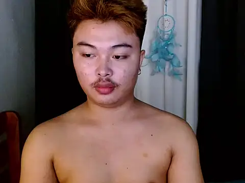 Snapshot of Lustfulljohnx chatting on November 14, 11:58 am Lustfulljohnx online show from November 14, 11:58 am