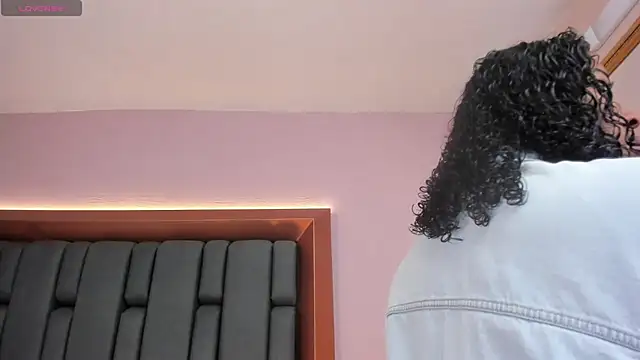 LisaMendez online show from March 22, 4:16 am