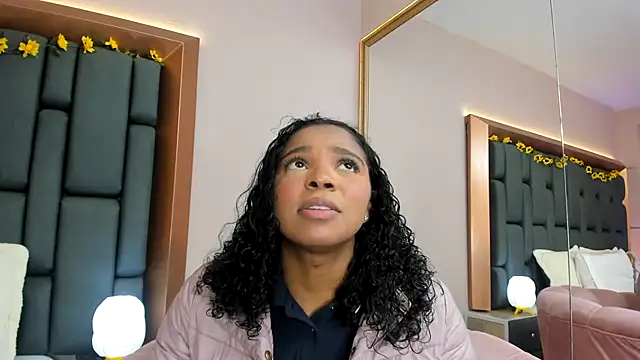 LisaMendez online show from January 13, 3:54 am