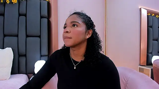 LisaMendez online show from January 9, 11:44 pm