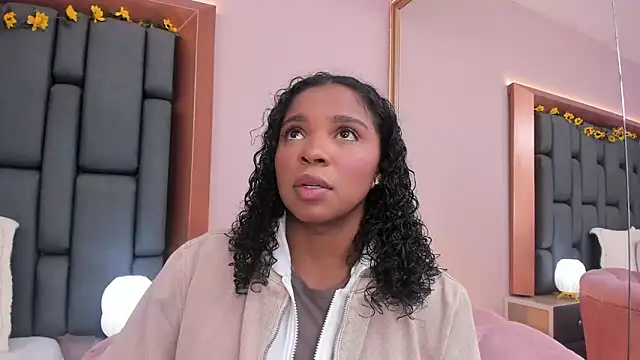 LisaMendez online show from January 7, 3:55 am