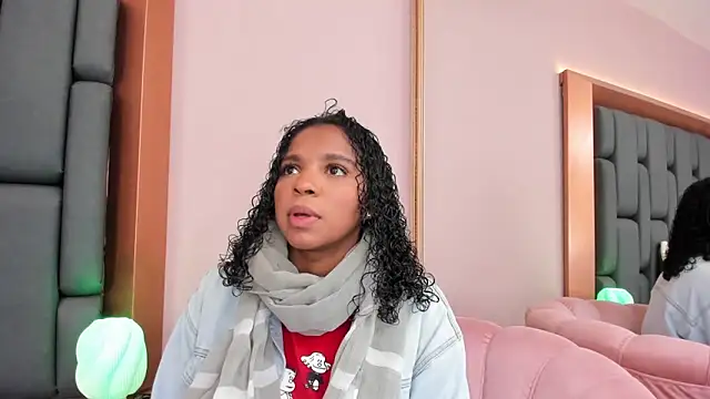 LisaMendez online show from October 15, 3:38 am