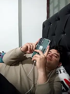 Snapshot of fromero27 chatting on January 9, 11:22 pm fromero27 online show from January 9, 11:22 pm