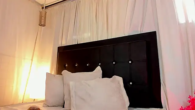 bloom bbc online show from October 28, 12:59 pm