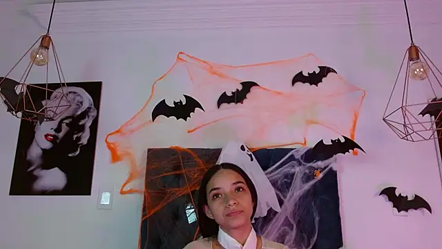 Lilith Nocturne online show from October 27, 7:15 pm