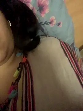 Snapshot of Roubi99six chatting on December 23, 4:12 am Roubi99six online show from December 23, 4:12 am