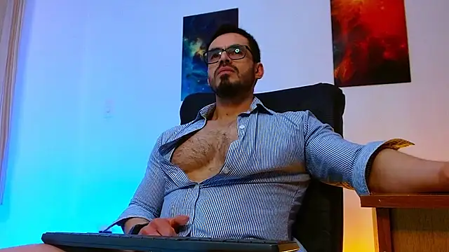 Axel Lover online show from February 28, 12:10 am