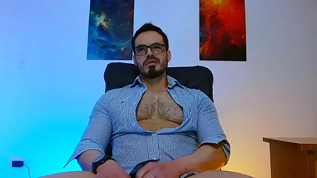 Snapshot of Axel_Lover chatting on December 3, 12:23 am Axel Lover online show from December 3, 12:23 am