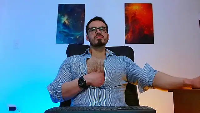 Snapshot of Axel_Lover chatting on October 29, 11:25 pm Axel Lover online show from October 29, 11:25 pm