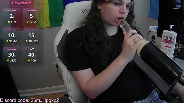 Snapshot of Elli-Ixby chatting on September 19, 2:54 pm Elli-Ixby online show from September 19, 2:54 pm