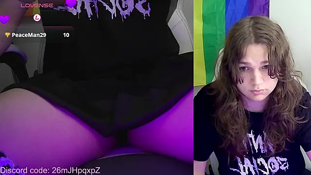 Snapshot of Elli-Ixby chatting on September 26, 2:46 pm Elli-Ixby online show from September 26, 2:46 pm