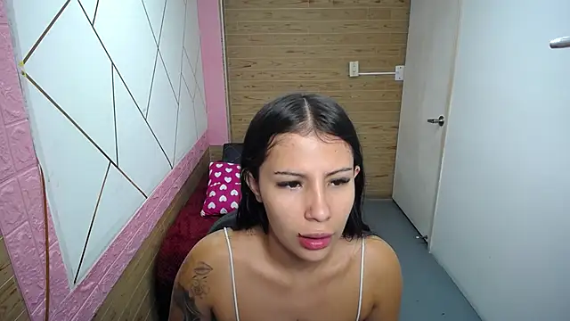 isabella rossee online show from September 24, 7:20 pm