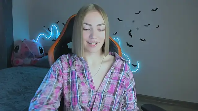 LaraKrein lk online show from November 2, 11:59 am