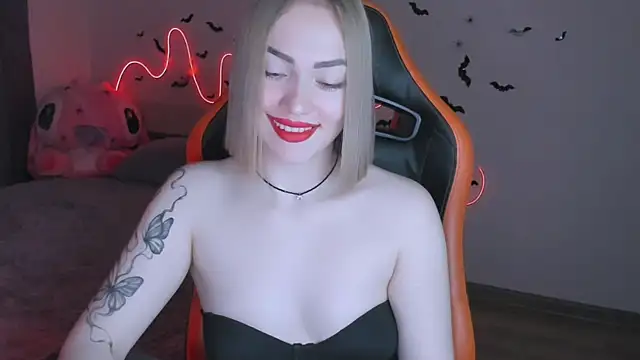 LaraKrein lk online show from November 3, 3:15 pm