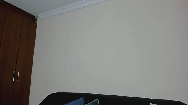 kiraGeiner online show from May 30, 1:01 am