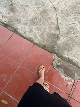 sharon-Hanna online show from February 13, 2:55 am