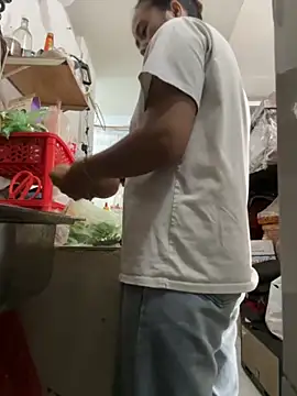 Snapshot of sharon-Hanna chatting on October 27, 2:01 am sharon-Hanna online show from October 27, 2:01 am