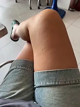 Snapshot of sharon-Hanna chatting on November 23, 1:26 am sharon-Hanna online show from November 23, 1:26 am