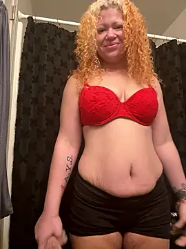 thatgurlred online show from January 11, 8:16 pm