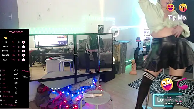 thewildechase online show from September 13, 3:50 am