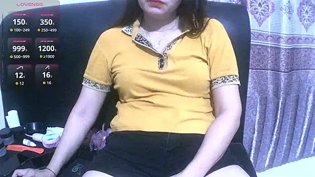 Snapshot of Owe_chan chatting on July 1, 9:42 am Owe chan online show from July 1, 9:42 am
