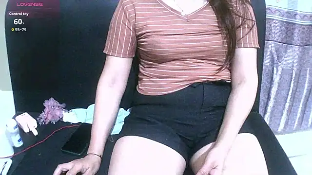 Owe chan online show from May 22, 7:34 pm
