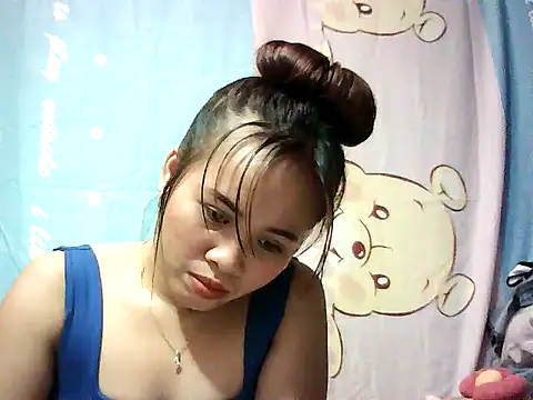 Katrina Summer online show from December 5, 6:39 pm