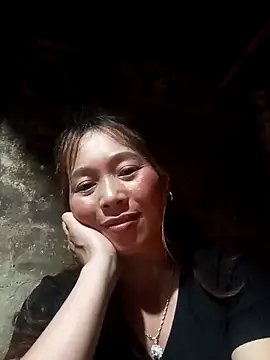 Snapshot of Bianly chatting on November 6, 1:48 pm Bianly online show from November 6, 1:48 pm