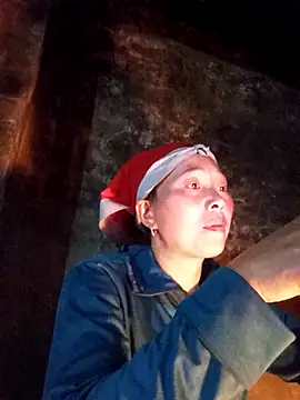 Snapshot of Bianly chatting on November 28, 11:54 am Bianly online show from November 28, 11:54 am