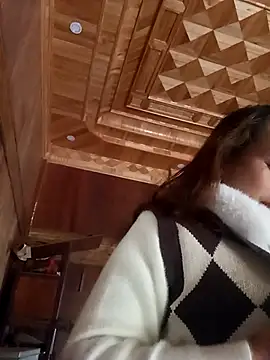 Snapshot of Bianly chatting on December 3, 1:28 am Bianly online show from December 3, 1:28 am